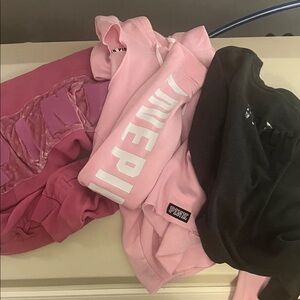 Victoria’s Secret Sweatshirt Bundle M/L